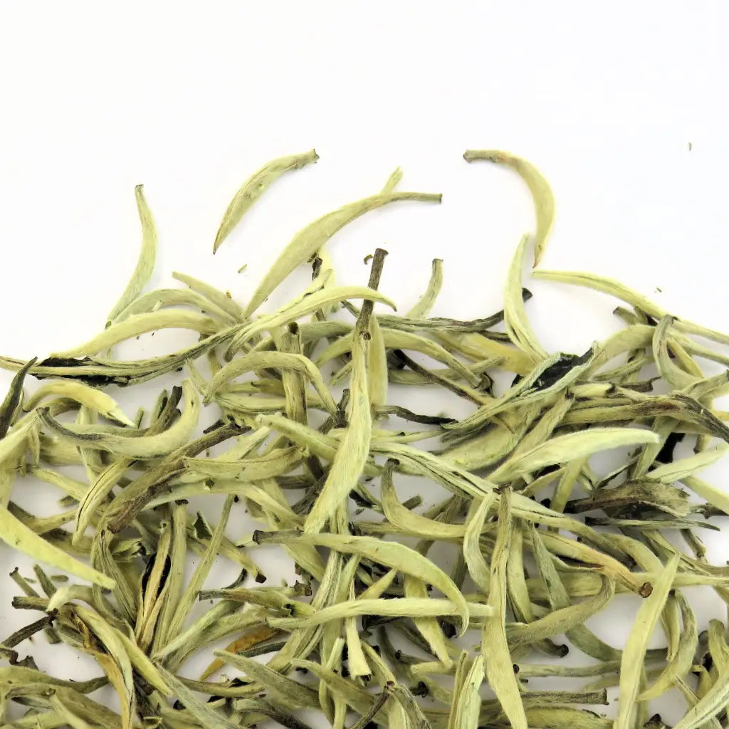THÉ BLANC Bai Hao Yin Zhen 25g - Maître du Thé 